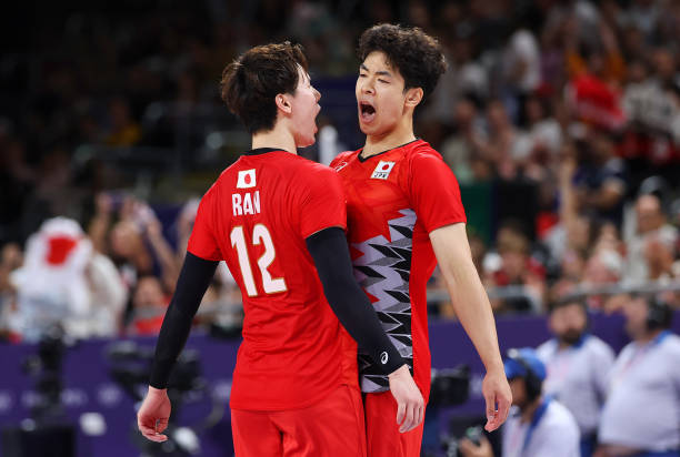 排球拦网手姿势：如何有效阻挡对方进攻？