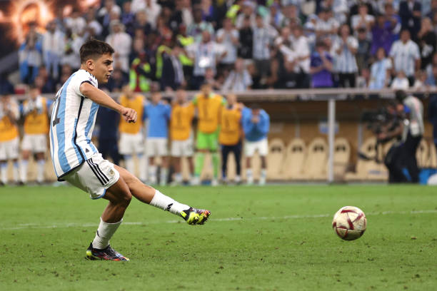 2002年韩日世界杯属于第几届世界杯？