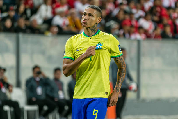 争议时刻回顾：阿根廷vs荷兰比赛中的关键判罚